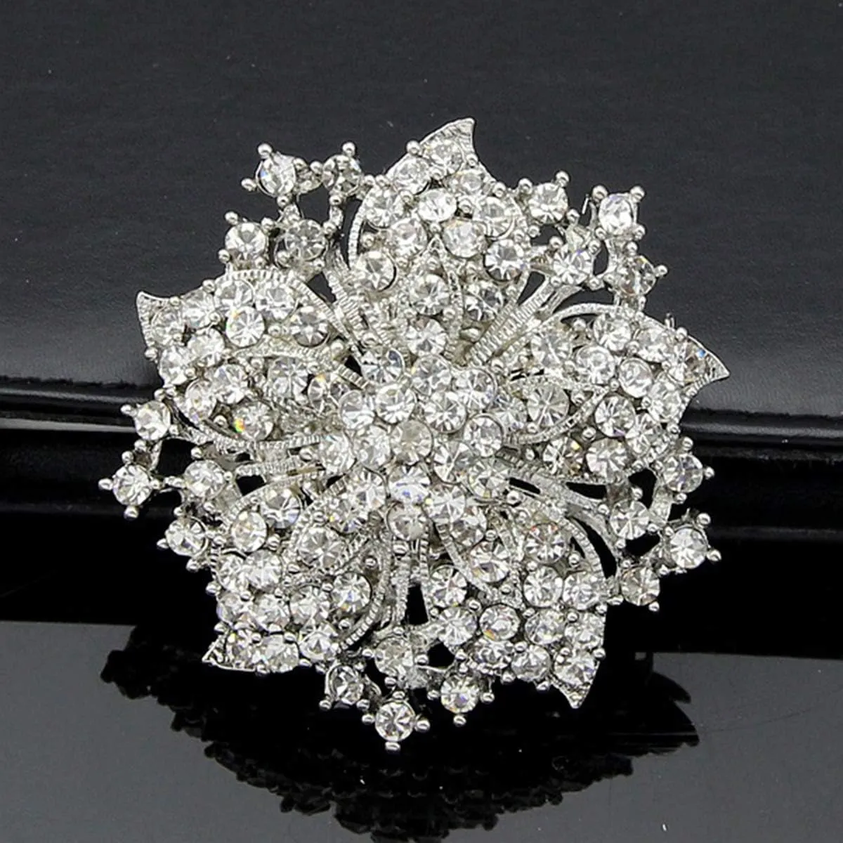 seven wolves All-Match Accessories Brooches Wedding Bridal Big Crystal Rhinestone Bouquet Brooch Pin for Women