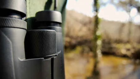 Waterproof hunting binoculars 100 10x42 - black